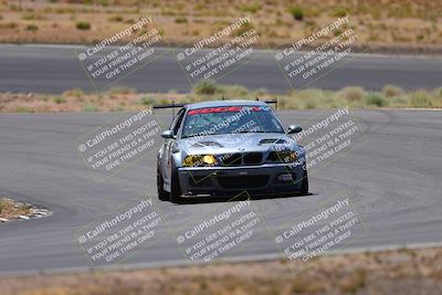 media/May-31-2025-CalClub SCCA (Sat) [[2c1a04e1ee]]/Qualifying/Group 2/Turn 4/
